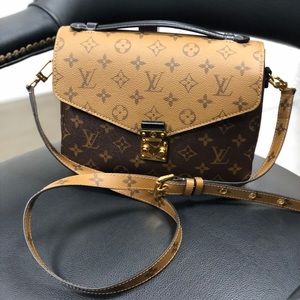LOUIS VUITTON POCHETTE MÉTIS